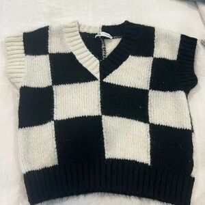 Zara Black and White Checkered Sweater Vest